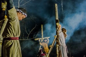 Kilkaset osób obejrzało plenerowe Misterium Męki Pańskiej w Budzewie na Mazurach