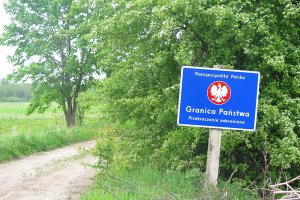 Naruszyli pas graniczny i zostali zatrzymani