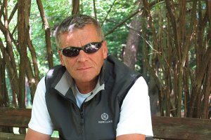  Awaria wymusiła przerwanie rejsu dookoła świata