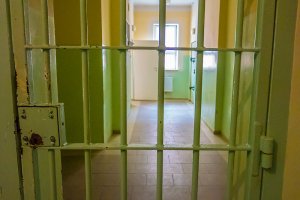  Pijana matka w policyjnym areszcie