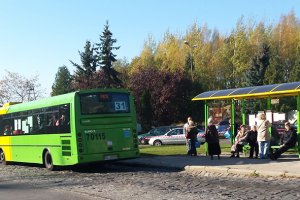 W Elblągu 1 listopada komunikacja miejska będzie bezpłatna. Sprawdź, gdzie można zostawić auto