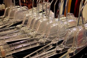 Mieszkaniec Elbląga przed policją schował się w szafie