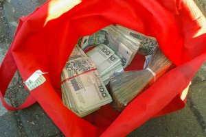  Policja przechwyciła narkotyki warte prawie milion złotych