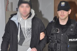 Więzienie i zakaz stadionowy dla kibica Stomilu 