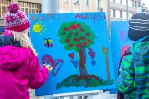  Spotkania i szkolenia pomagają zrozumieć autyzm