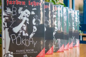 Dzień z Farben Lehre na antenie Radia Olsztyn w środę w Radiu Cafe. Zapraszają Monika Szczygło i Mariusz Trzmiel.