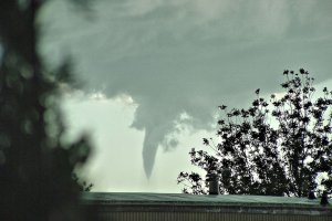 Trąba powietrzna na Mazurach. Służby badają skutki żywiołu