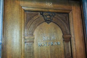 Poszukiwany za przestępstwo seksualne zostanie deportowany do Wielkiej Brytanii