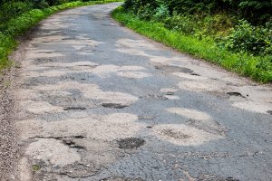 Podzielono rządowe pieniądze na drogi lokalne. Sprawdź listę warmińsko-mazurskich inwestycji