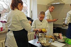 Rywalizują w Braniewie o tytuł Mistrza Szkolnej Patelni