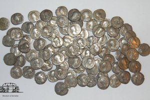 Starożytny skarb spod Zalewa trafił do muzeum w Ostródzie