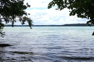 W Szałkowie powstała świetlica z widokiem na jezioro