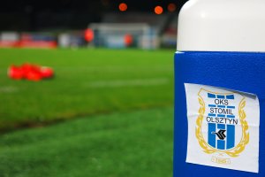 Stomil powalczy o punkty na wyjeździe z drużyną byłego trenera