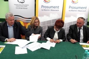 300. umowa podpisana. Fotowoltaika coraz popularniejsza