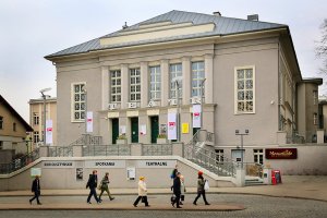 Mocny początek sezonu. Olsztyński teatr wystawi głośna sztukę  Kena Keseya
