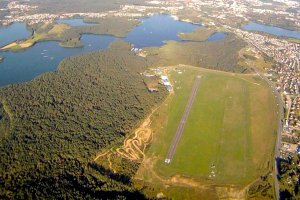 Wypadek szybowca na lotnisku w olsztyńskich Dajtkach. Kursantka trafiła do szpitala