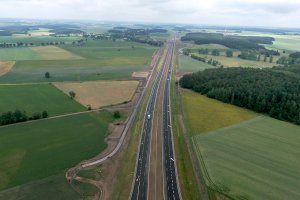 78-letni kierowca jechał pod prąd ekspresową 