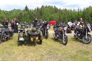 Na lotnisku w olsztyńskich Dajtkach można było podziwiać zabytkowe motocykle
