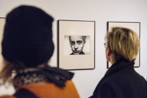 Olsztyńskie BWA wystawia fotografie Beksińskiego