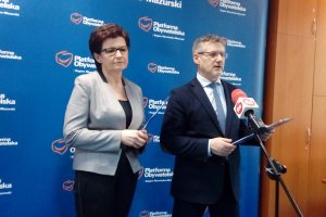 W domu posła Cichonia w niedzielę zabrakło… mleka. PO krytykuje niedziele bez handlu