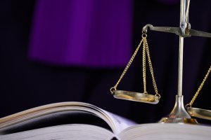 Były dyrektor zakładu recyklingu akumulatorów Korszach usłyszał wyrok. Mieszkańcy nie są zadowoleni z wymiaru kary