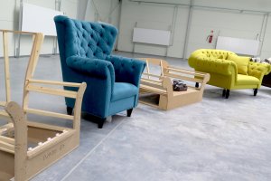 Produkcja mebli tapicerowanych za murami więzienia. Pracę znajdzie stu więźniów Zakładu Karnego w Iławie