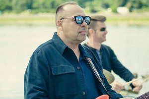 Od 25 lat muzycy obecni są na rockowej scenie. Dziś Harlem zagra jubileuszowy koncert