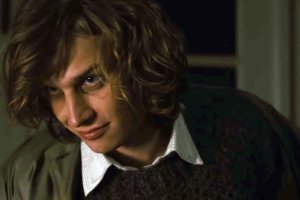 Zwiastun opowiadającego o stanie wojennym „Autsajdera