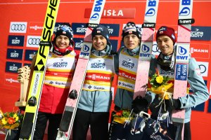 Niesamowity występ Polaków na mamuciej skoczni w Oberstdorfie. Stoch i Kubacki na podium