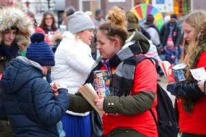 Finał Wielkiej Orkiestry Świątecznej Pomocy w Olsztynie i Elblągu. Pieniądze zbierano na sprzęt dla specjalistycznych szpitali dziecięcych