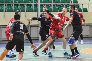 Derby piłkarzy ręcznych dla Olsztyna. Warmia Energa pokonała w Elblągu Wójcik Meble