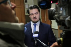 Poseł-elekt Michał Wypij pożegnał się z olsztyńskimi radnymi. 