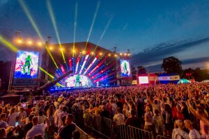 Ostróda żałuje, Olsztyn liczy pieniądze. Festiwal disco polo przenosi się do stolicy Warmii i Mazur