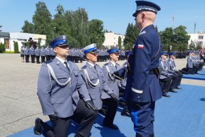 Nowi oficerowie w Wyższej Szkole Policji w Szczytnie. Promocję odebrało ponad stu funkcjonariuszy