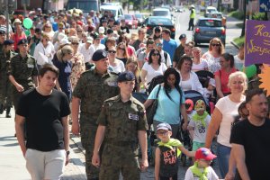 Marsz ulicami Elbląga, piknik i występy artystyczne. Rozpoczął się 27. Tydzień Osób Niepełnosprawnych.