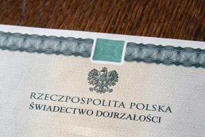 Znamy wyniki matur. W Polsce zdało niemal trzy czwarte abiturientów. Jakie wyniki w regionie?