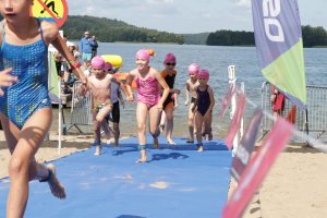 Zakończył się II Ukiel Aquathlon. W imprezie wzięło udział kilkuset zawodników