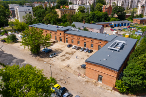 Dawne olsztyńskie koszary stały się teraz Kuźnią Społeczną Banku Żywności. Specjaliści pokazują m.in., jak nie marnować jedzenia