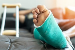 Złamania, skręcenia, stłuczenia. Kilkanaście osób trafiło na olsztyński SOR