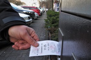 Od poniedziałku droższy postój w strefie płatnego parkowania