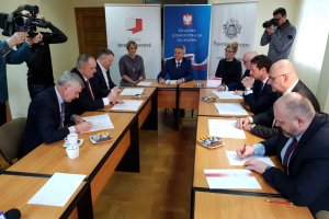 Porozumienie podpisane. Izba Administracji Skarbowej rozpoczęła współpracę z przedsiębiorcami