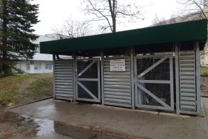 Mieszkańcy ul. Pstrowskiego zapłacą więcej za śmieci? Olsztyński ratusz bada sprawę niewłaściwej segregacji odpadów