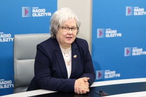 Senator Orzechowska o maseczkach i bezpłatnych lekach dla seniorów i młodzieży