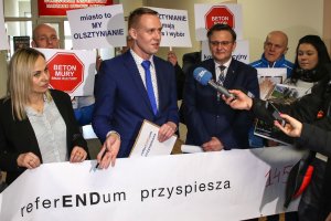 Coraz bliżej referendum w Olsztynie. „To jest próba zmiany prezydenta Grzymowicza na byłego prezydenta Małkowskiego”