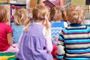 Wydział edukacji o spotkaniach w trakcie kampanii wyborczej. „Trzeba być czujnym”