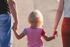 Od środy urlopy rodzicielskie według nowych zasad. Co się zmienia?