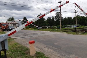 Wzrasta liczba wypadków na przejazdach kolejowych. PKP wystąpiło z apelem do kierowców