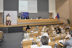 Na jakich warunkach przystąpić do PPK? Eksperci przekonują: to korzysta forma odkładania pieniędzy na przyszłość