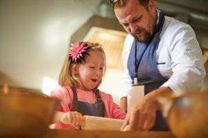 Jak zrobić najsmaczniejsze chipsy i frytki dla dzieci? Posłuchaj przepisów mistrza