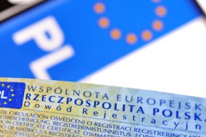 Koronawirus sparaliżował pracę wydziału komunikacji w Olsztynie. Nie ma nowych numerków, część pracowników na kwarantannie